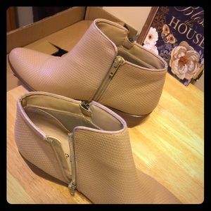 Size 9 Ankle Booties
